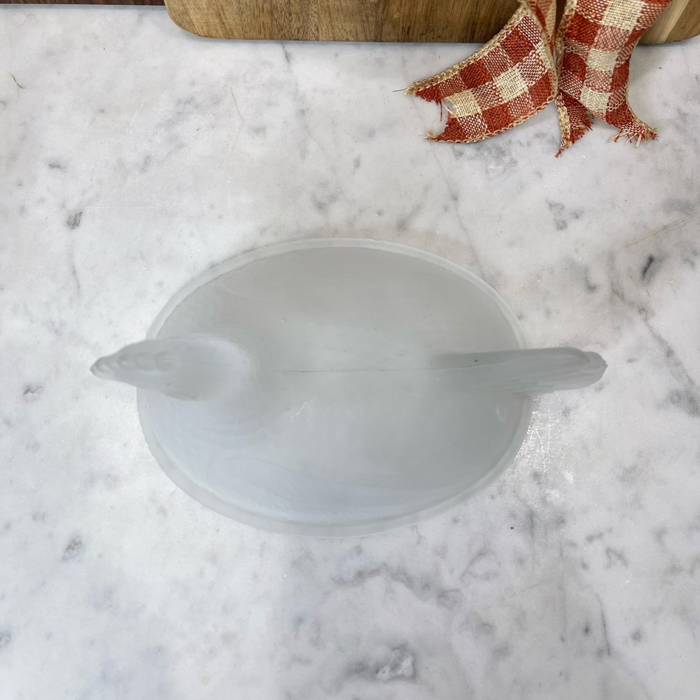 Rare Vintage Indiana Glass Clear Satin Glass Hen on Nest TOP ONLY - Picture 2 of 4